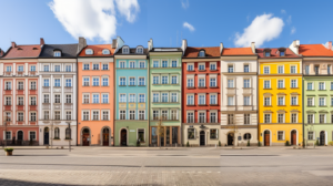 Zarządzanie najmem Warszawa: Jakie są perspektywy rozwoju rynku najmu mieszkań w stolicy?